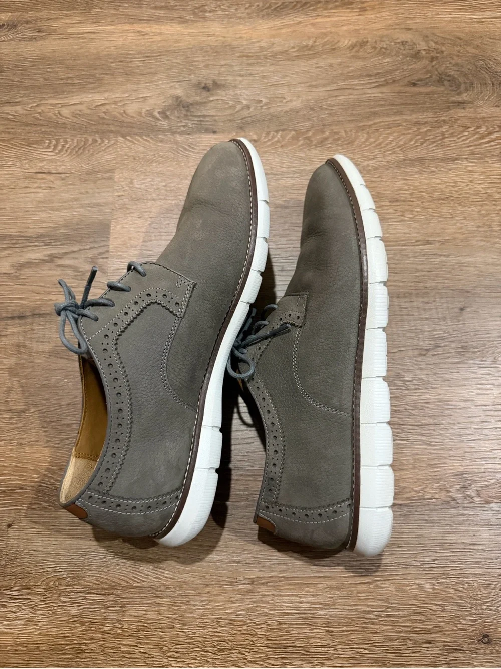 Johnston & Murphy Holden Plain Toe Gray Tumbled Nubuck Shoes Men’s 10M